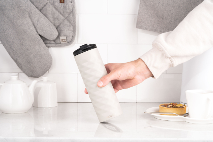 თერმოსი Ardesto Travel mug Bright City 400 ml, stainless steel, beige(AR2640BG)