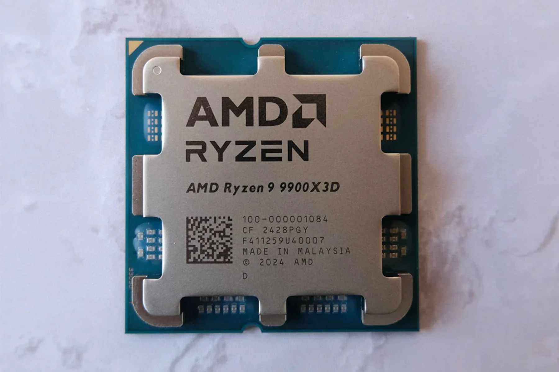 პროცესორი AMD Ryzen 9 9900X3D (tray) AM5, 12-core, 4400 MHz, Turbo: 5500MHz, Granite Ridge, L2 cache - 12 MB, L3 - 128Mb, Radeon Graphics, 4 nm, TDP 120 W (max 230Tue)